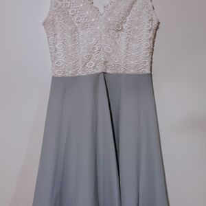 B. Smart Lace Top Midi Dress in Cream and Gray